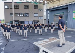 朝礼の様子